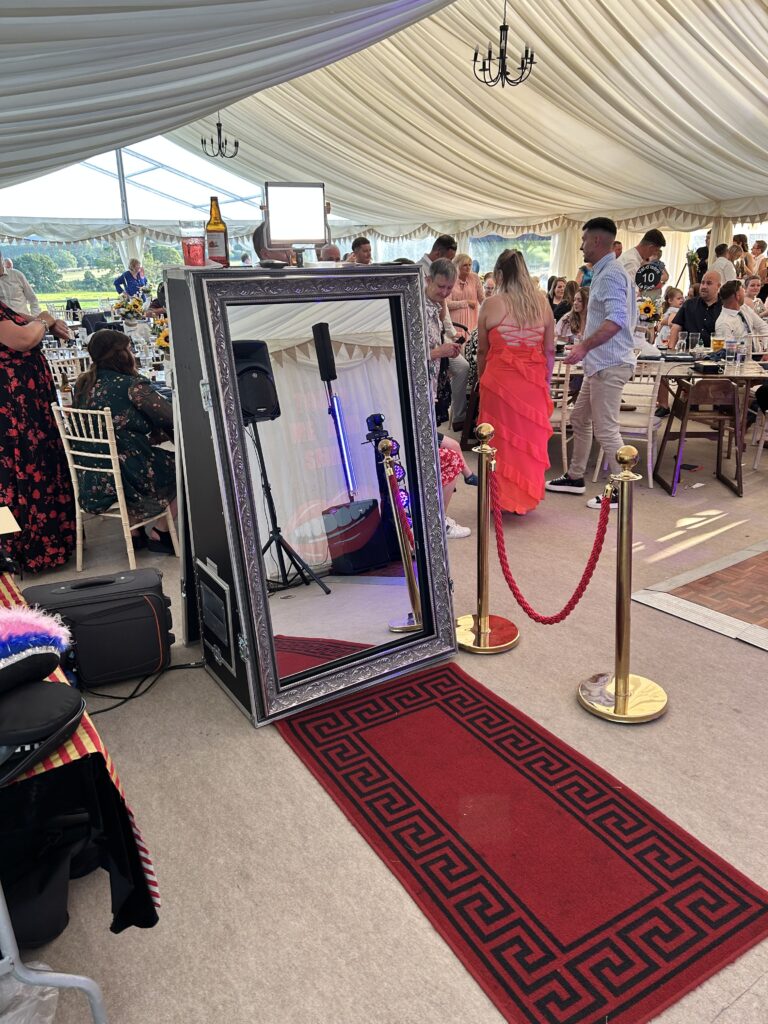 Magic Mirror Chesterfield